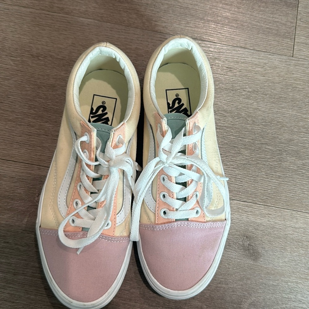 Vans sneakers